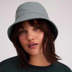 NWOT Girlfriend Collective Bucket Hat Blue Green Size 1 XS/S